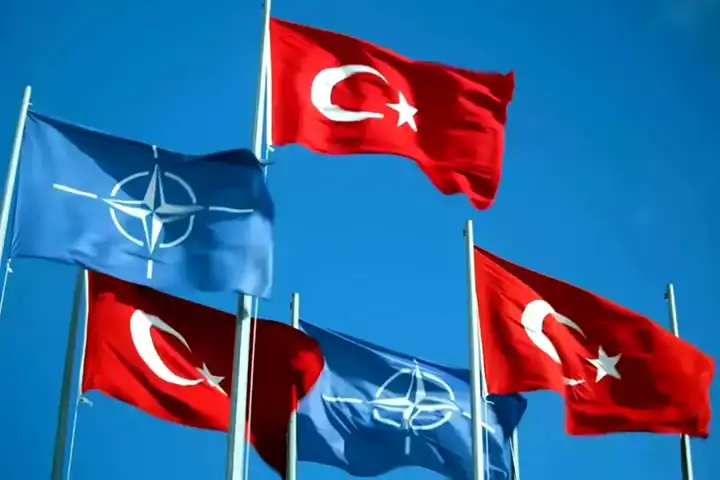 Rutte: Türk Savunma Sanayii Etkileyici!